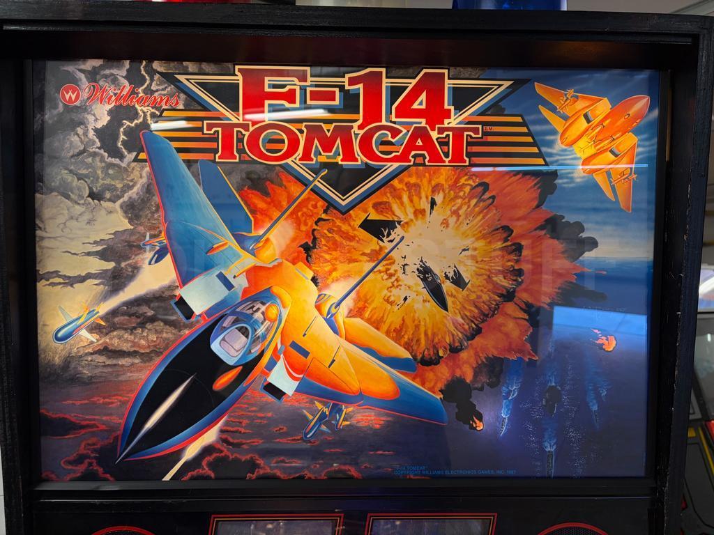 1987 Williams F-14 Tomcat Pinball Machine