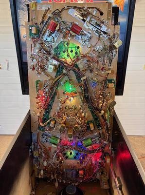 1987 Williams F-14 Tomcat Pinball Machine Image