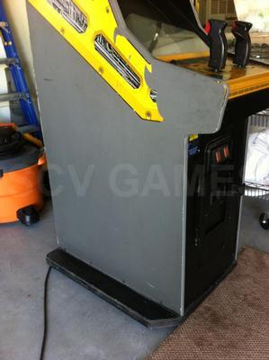 1988 Namco Assault Stand Up Arcade Game Image
