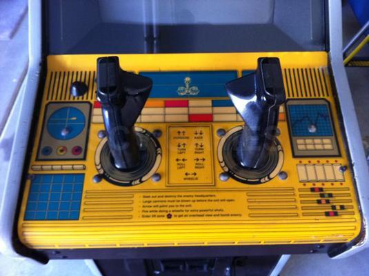 1988 Namco Assault Stand Up Arcade Game Image