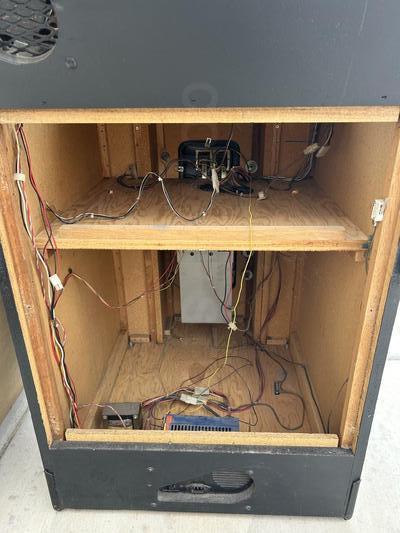 1989 SNK Neo-Geo Upright 4 Cartridge Arcade Cabinet Image