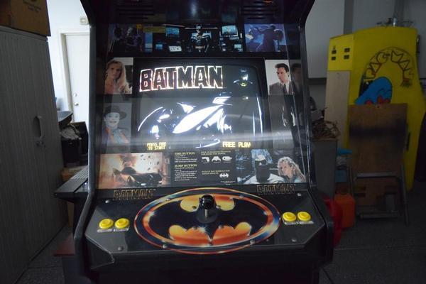 1990 Atari Batman Upright Video Machine Image