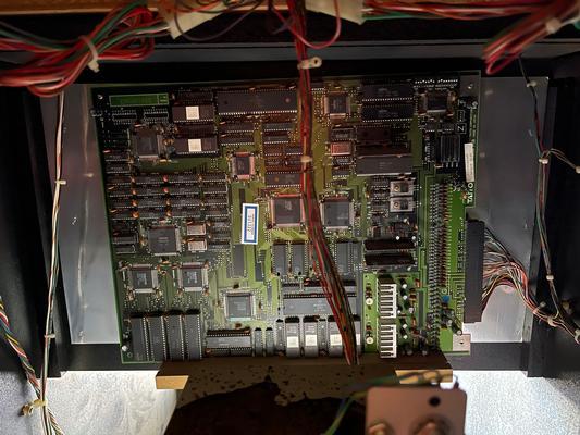 1990 Taito Space Gun Upright Arcade Machine Image