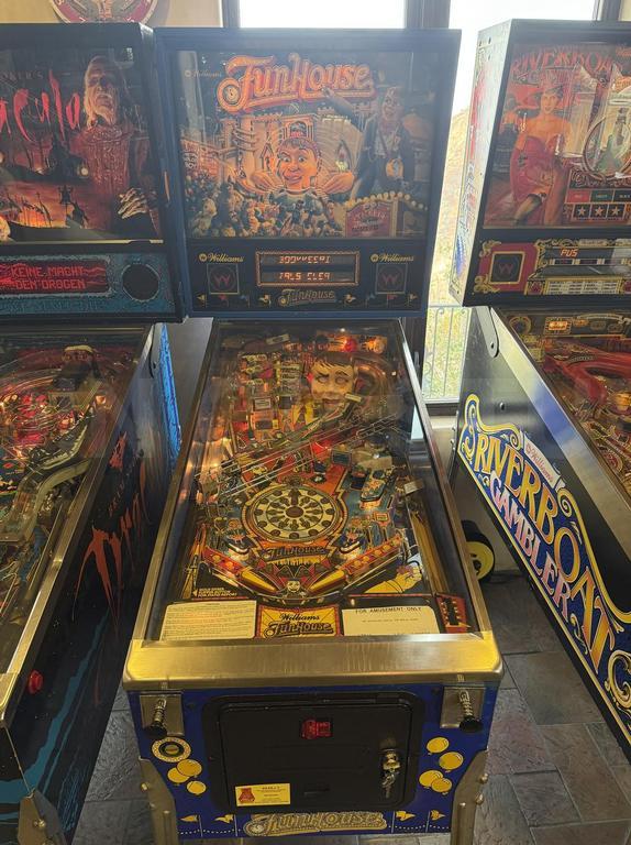 1990 Williams FunHouse Pinball Machine