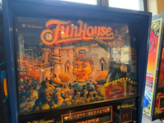 1990 Williams FunHouse Pinball Machine Image