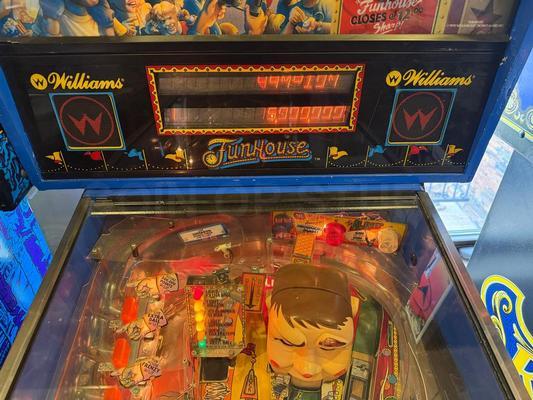 1990 Williams FunHouse Pinball Machine Image