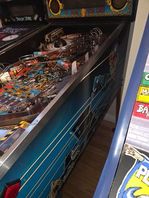 1993 Bally Judge Dredd Pinball Machine Image