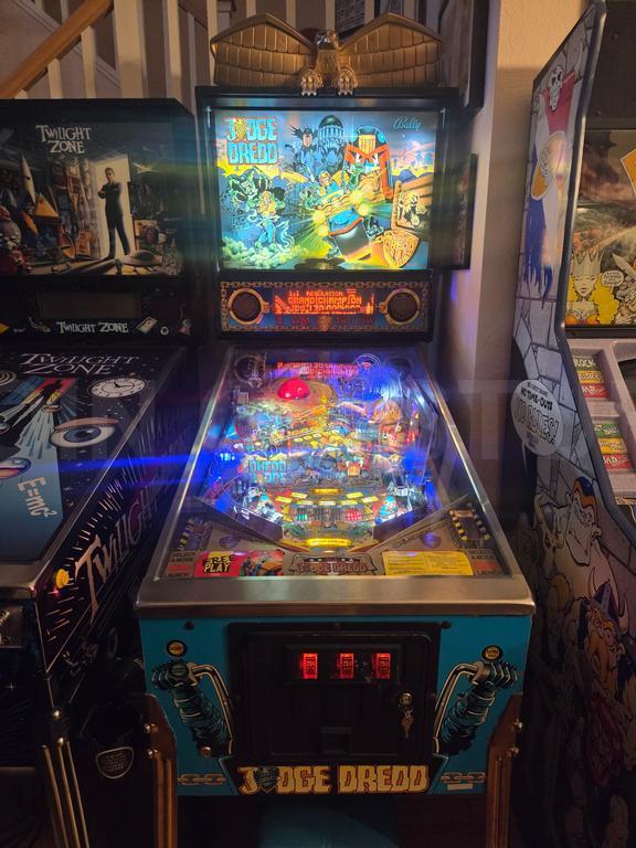 1993 Bally Judge Dredd Pinball Machine