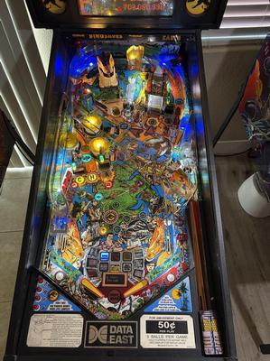 1993 Data East Jurassic Park Pinball Machine Image
