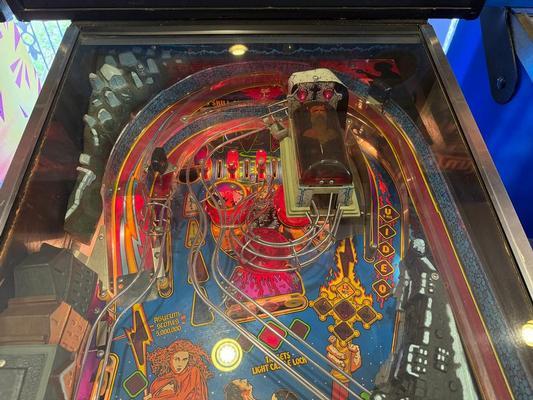1993 Williams Bram Stokers Dracula Pinball Machine Image