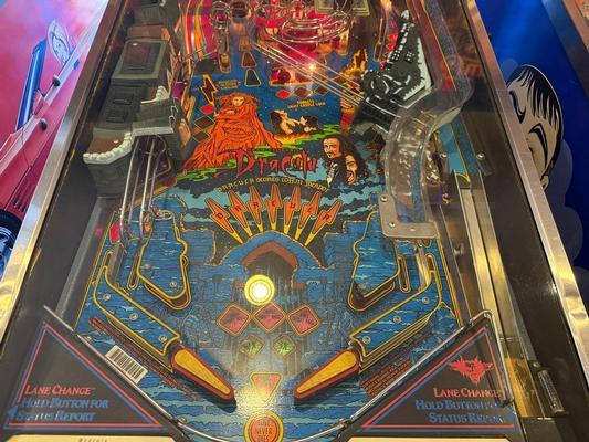1993 Williams Bram Stokers Dracula Pinball Machine Image