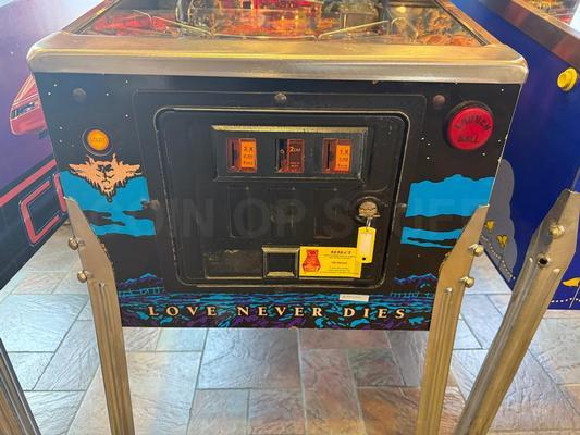 1993 Williams Bram Stokers Dracula Pinball Machine Image