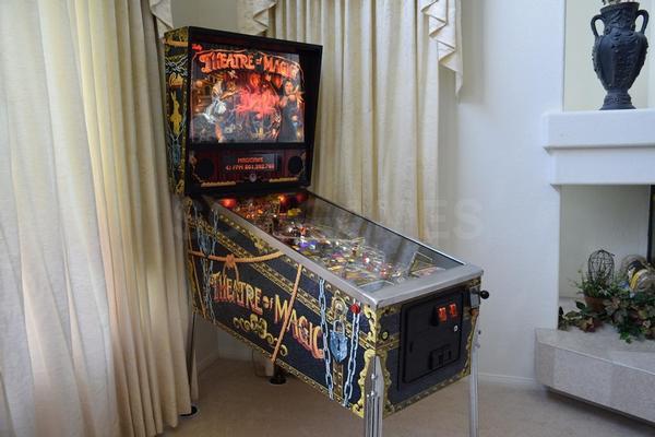1995 Bally Theatre of Magic Pinball Machine Image