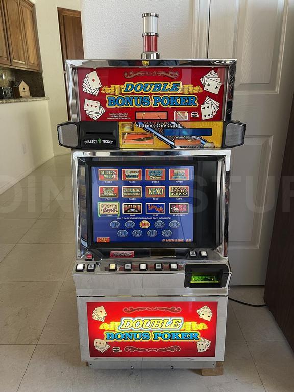 1998 IGT Game King Multi Game Poker Machine