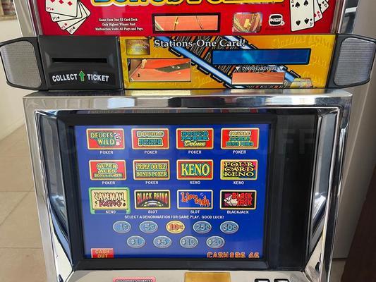 1998 IGT Game King Multi Game Poker Machine Image