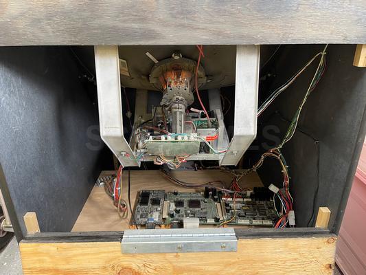 2000 Midway Gauntlet Dark Legacy Upright Arcade Machine Image