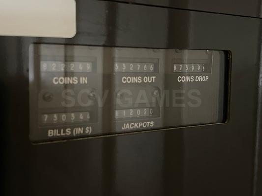 2000 Williams Big Bang Piggy Bankin Slot Machine Image
