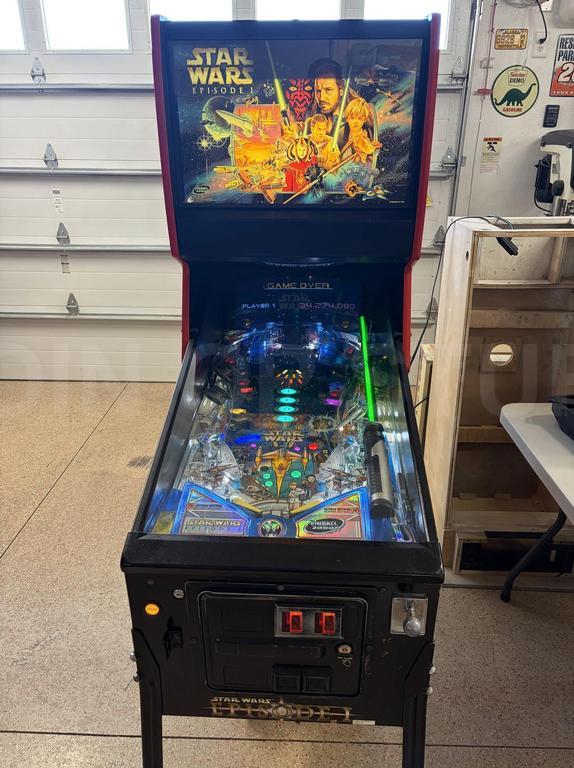 2000 Williams Star Wars Episode 1 Pinball Machine