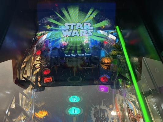 2000 Williams Star Wars Episode 1 Pinball Machine Image