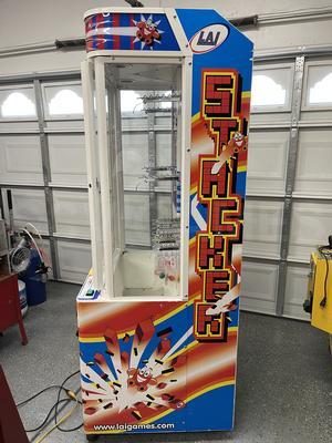 2004 LAI Stacker Redemption Arcade Machine Image