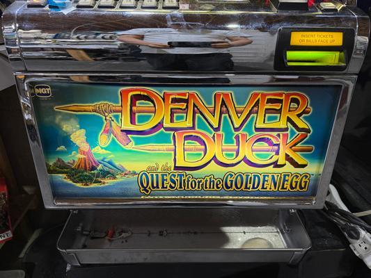 2005 IGT Denver Duck Video Reel Upright Slot Machine Image