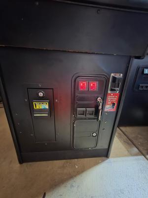 2005 IT Golden Tee Fore Upright Arcade Machine Image