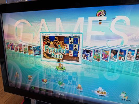 2009 JVL Encore Counter Top Touchscreen Video Game System Image