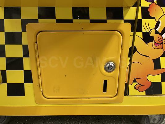 2010 Betson Enterprises Toy Taxi Claw Machine Image