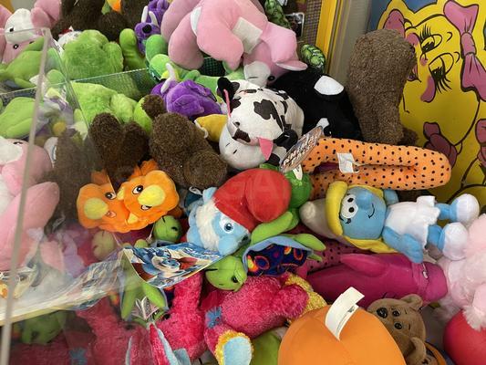 2010 Betson Enterprises Toy Taxi Claw Machine Image