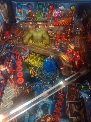 2012 Stern Blue Avengers LE Pinball Machine Image