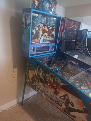 2012 Stern Blue Avengers LE Pinball Machine Image