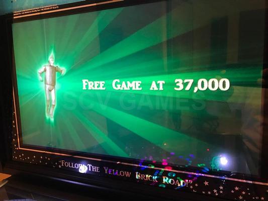 2013 Jersey Jack Wizard of Oz Pinball Machine Image