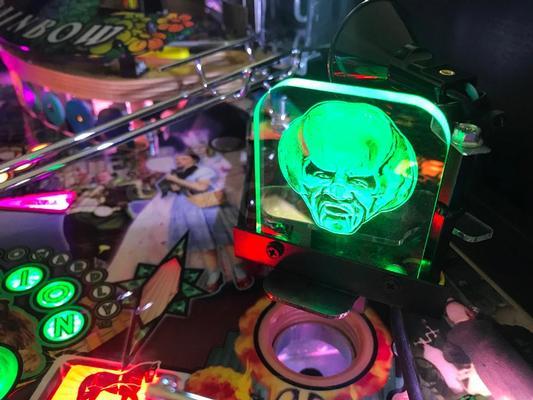 2013 Jersey Jack Wizard of Oz Pinball Machine Image