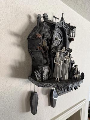 2016 Bradford Exchange The Munsters Illuminated Musical Cuckoo Clock Image