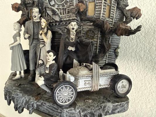 2016 Bradford Exchange The Munsters Illuminated Musical Cuckoo Clock Image