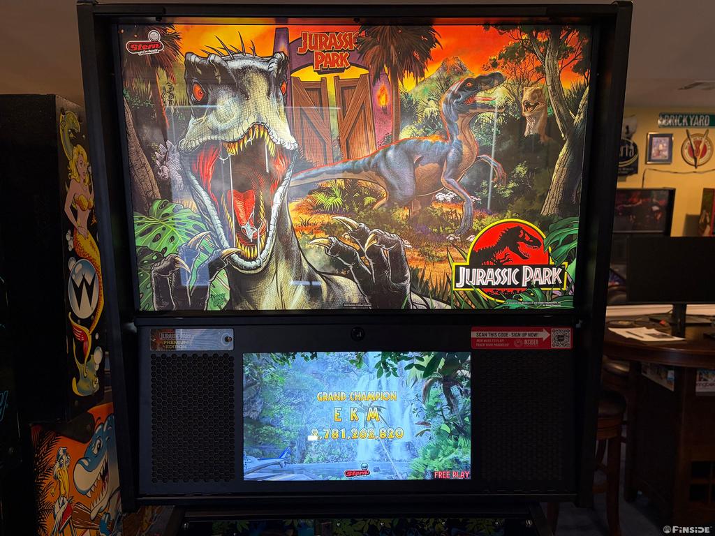 2019 Stern Jurassic Park (Premium) Pinball Machine