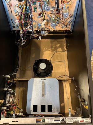 2019 Stern Jurassic Park (Premium) Pinball Machine Image