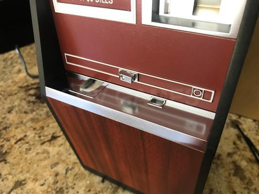 2020 Change Machine USB Charger 1/6th Scale Machine by RepliCade Image
