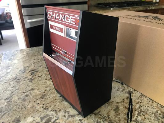 2020 Change Machine USB Charger 1/6th Scale Machine by RepliCade Image