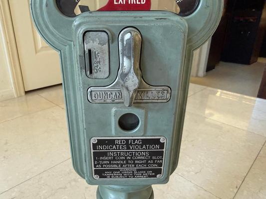 Duncan Miller Model 50 Vintage Parking Meter Image