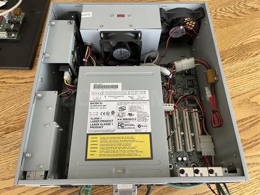 Hyperware Quantum 3D Ultracade Arcade Computer Image