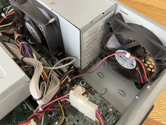 Hyperware Quantum 3D Ultracade Arcade Computer Image