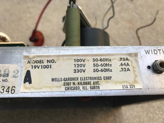 Wells Gardner 19V1001 19 inch B&W Monitor Chassis w New Caps Image