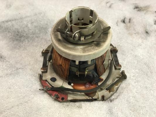 Wells Gardner 19V1001 Yoke for 19VARP4 CRT Image