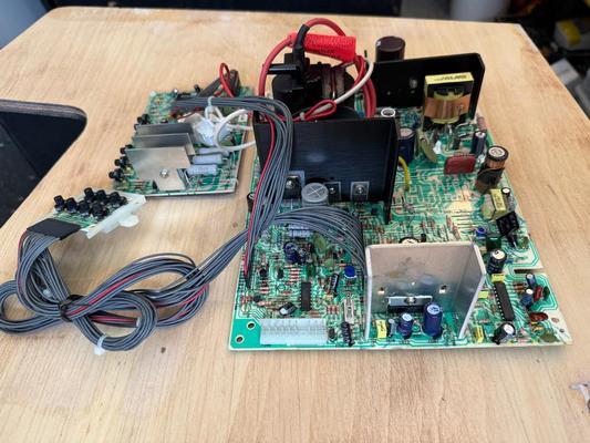 Wells Gardner K7400 NOS Chassis with Remote Image